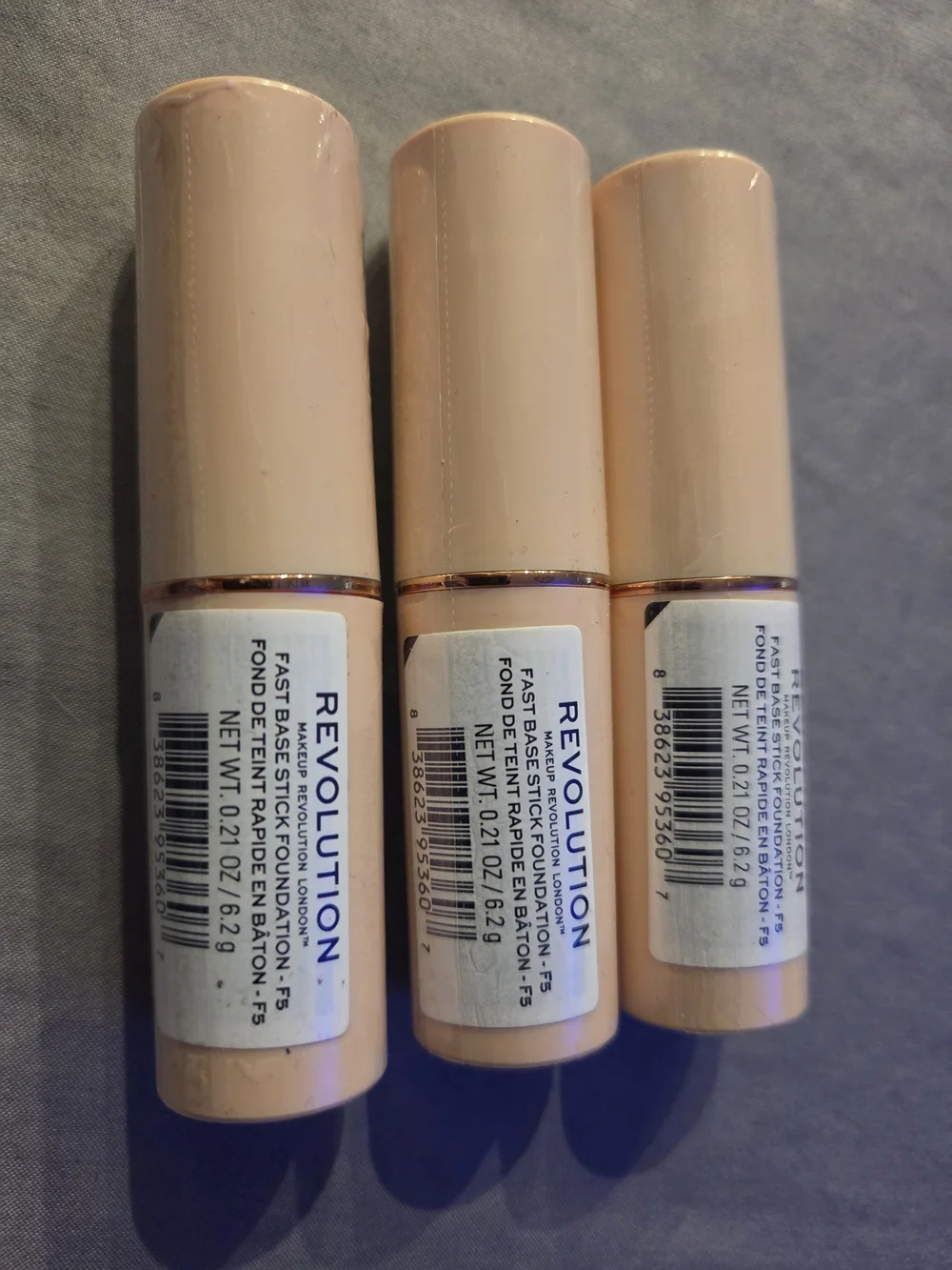 3 pk - F5 - Makeup Revolution Fast Base Stick Foundation